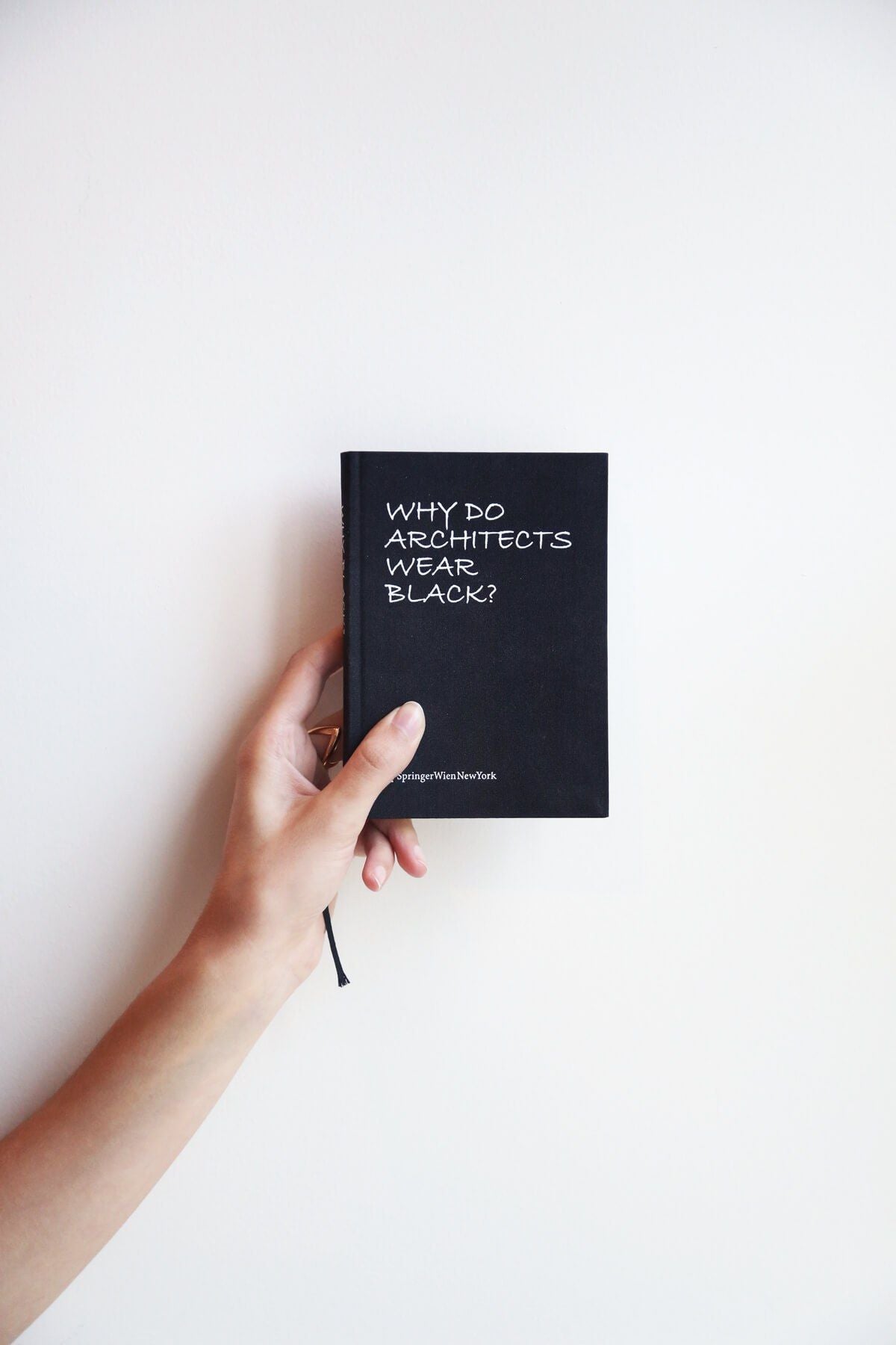 BUCH Why do Architects Wear Black?