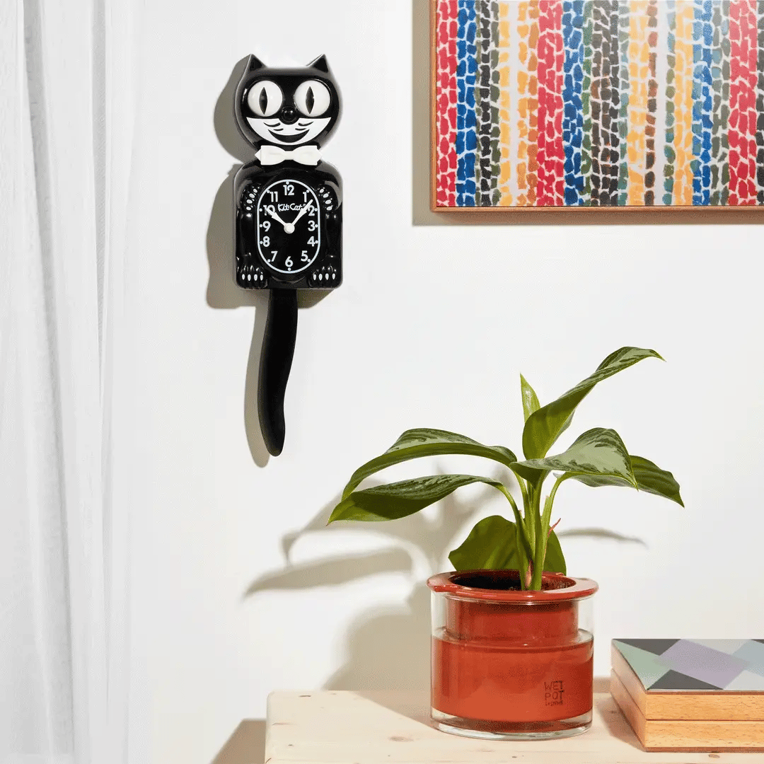 KIT KAT CLOCK Wanduhr